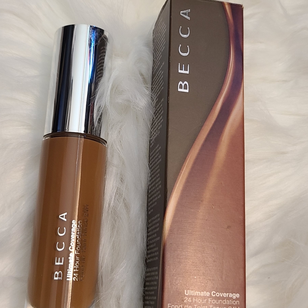 Becca Ulitmate Coverage Foundation-Sienna